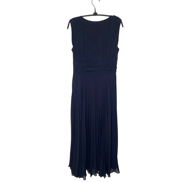 Leifsdottir Navy Blue Surplice Pleated Skirt Maxi Dress EUC Sz 6 Silk Belted - Picture 6 of 15